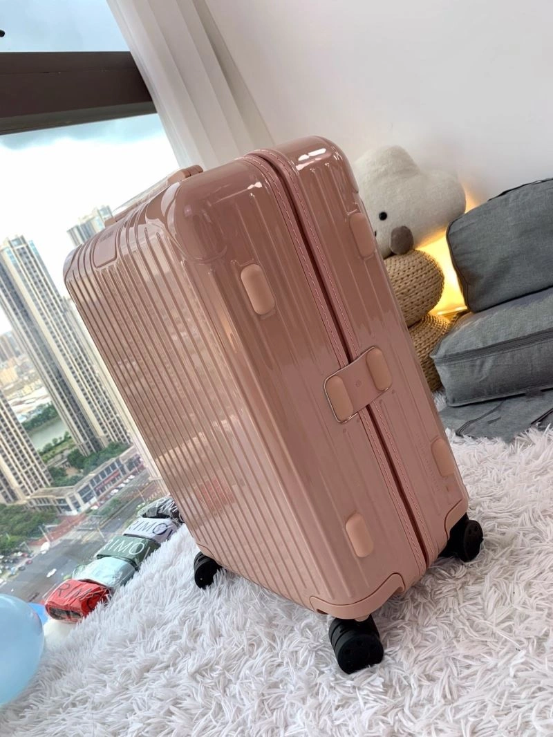 Rimowa Suitcase Refined 69355