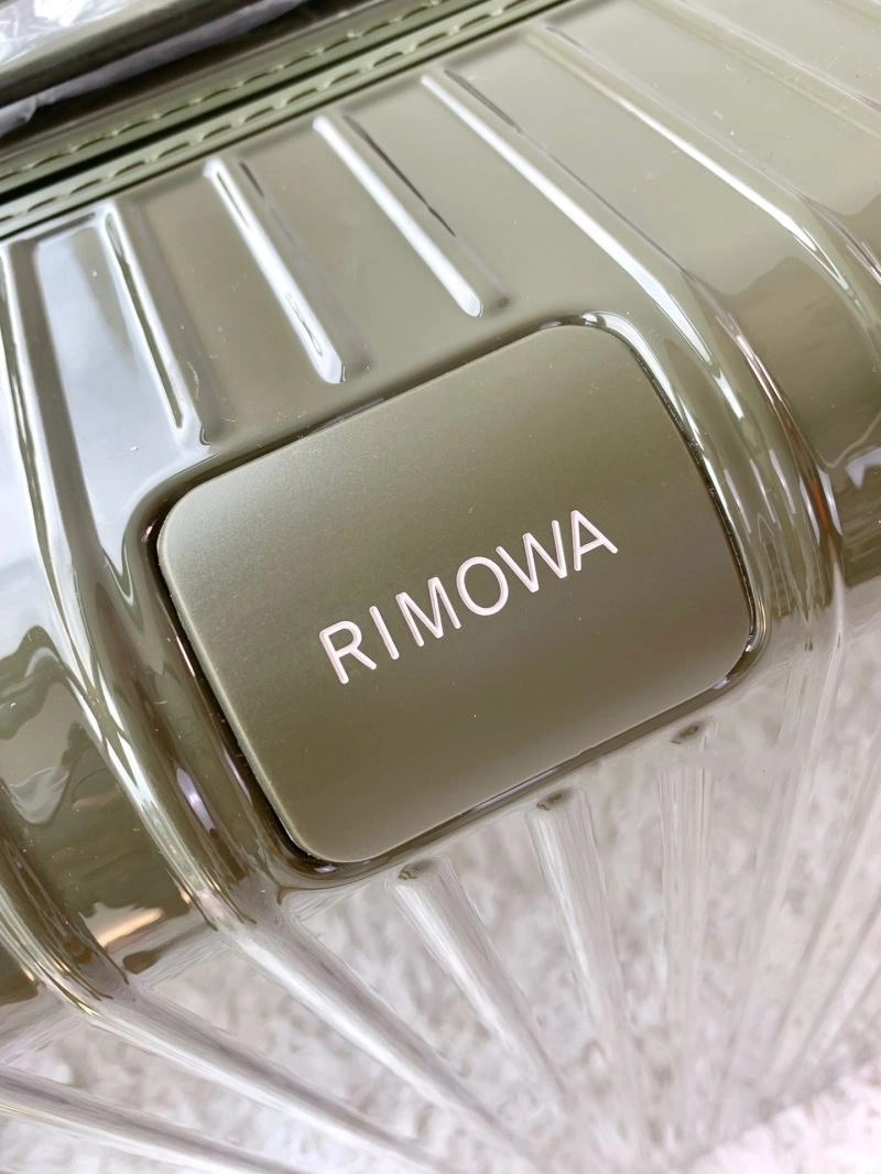 Rimowa Suitcase Classic 69352