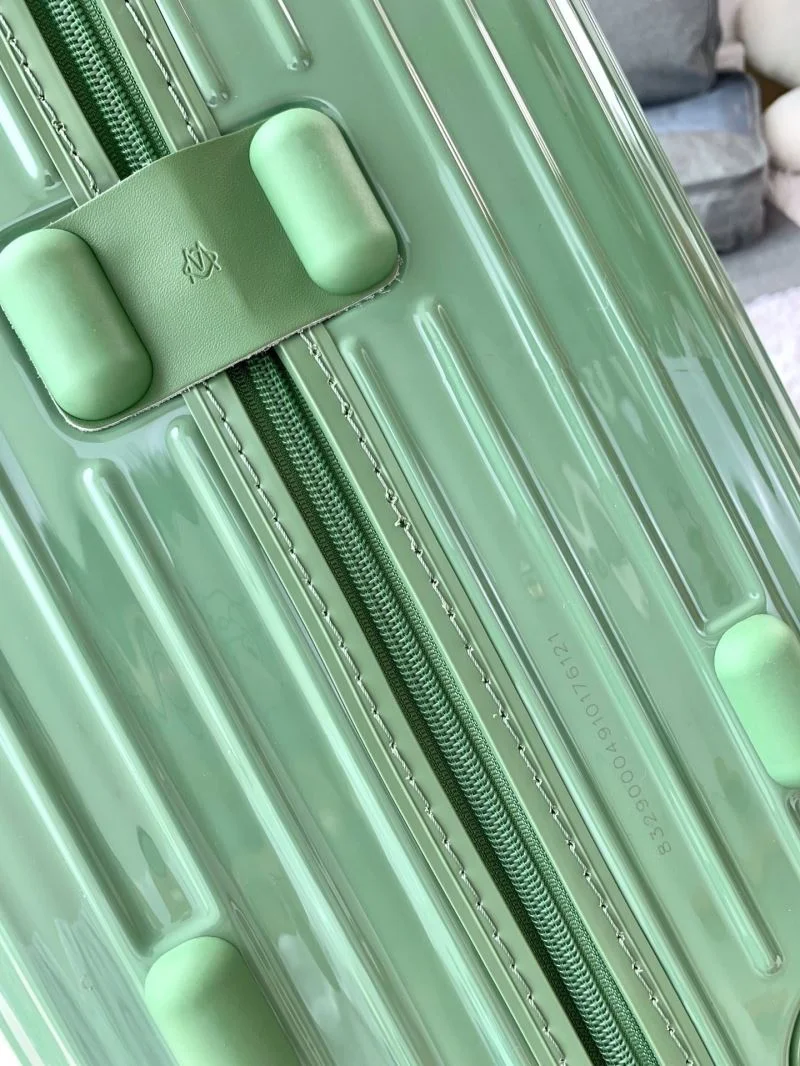 Rimowa Suitcase Youthful 37688