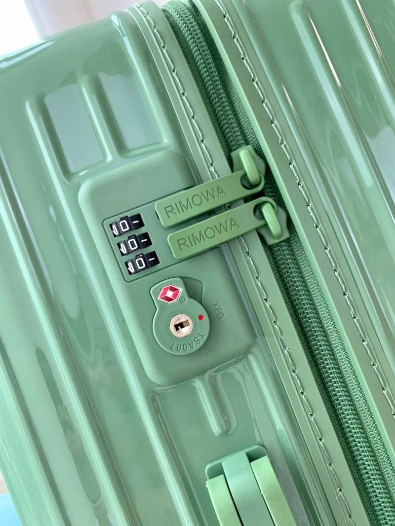 Rimowa Suitcase Youthful 37688