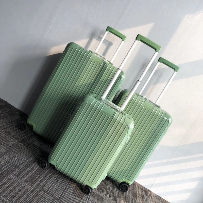 Casual Rimowa Suitcase 69346