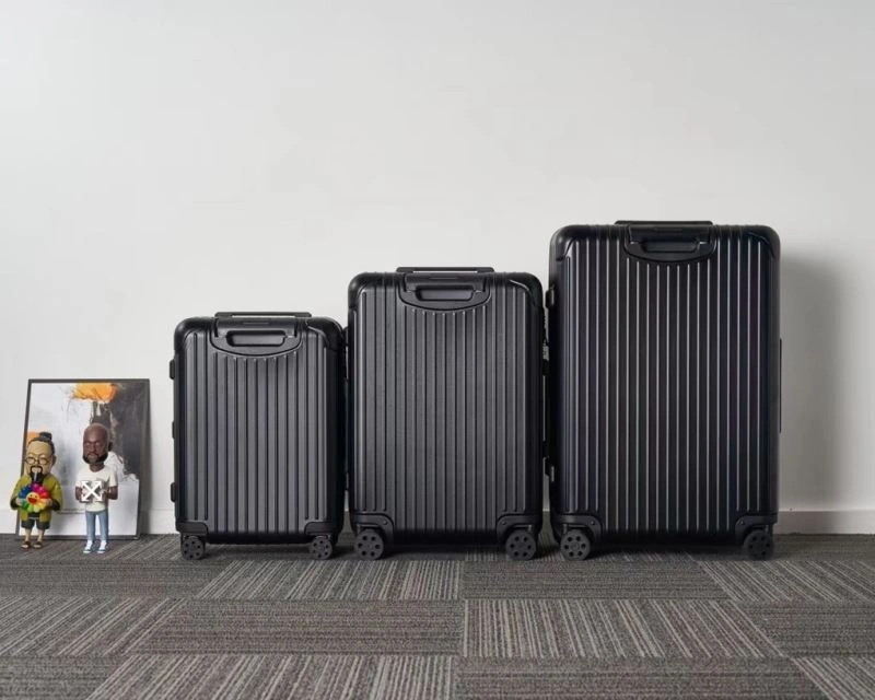 RelaxedFit Rimowa Suitcase 69339
