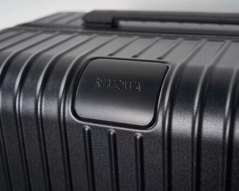 RelaxedFit Rimowa Suitcase 69339