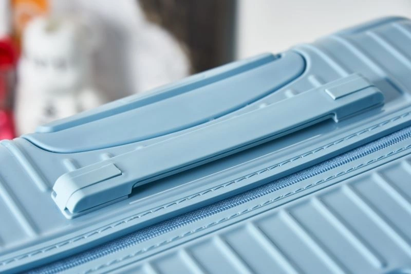 Breathable Rimowa Suitcase 69337