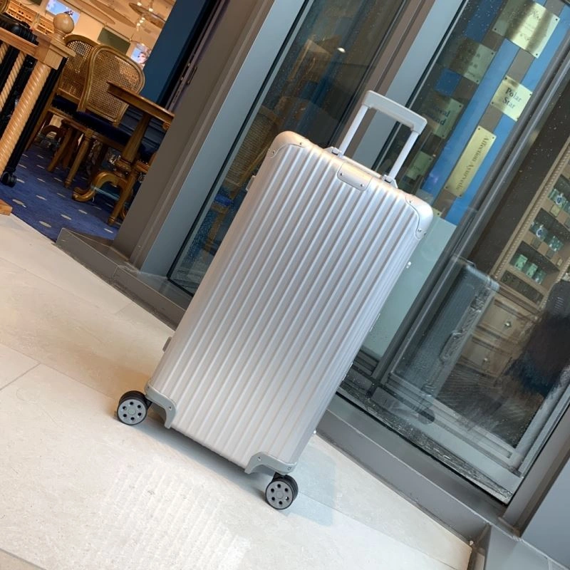 Rimowa Suitcase Supportive 69343