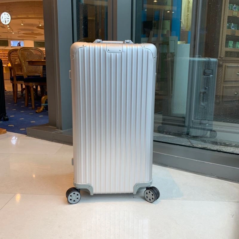 Rimowa Suitcase Supportive 69343