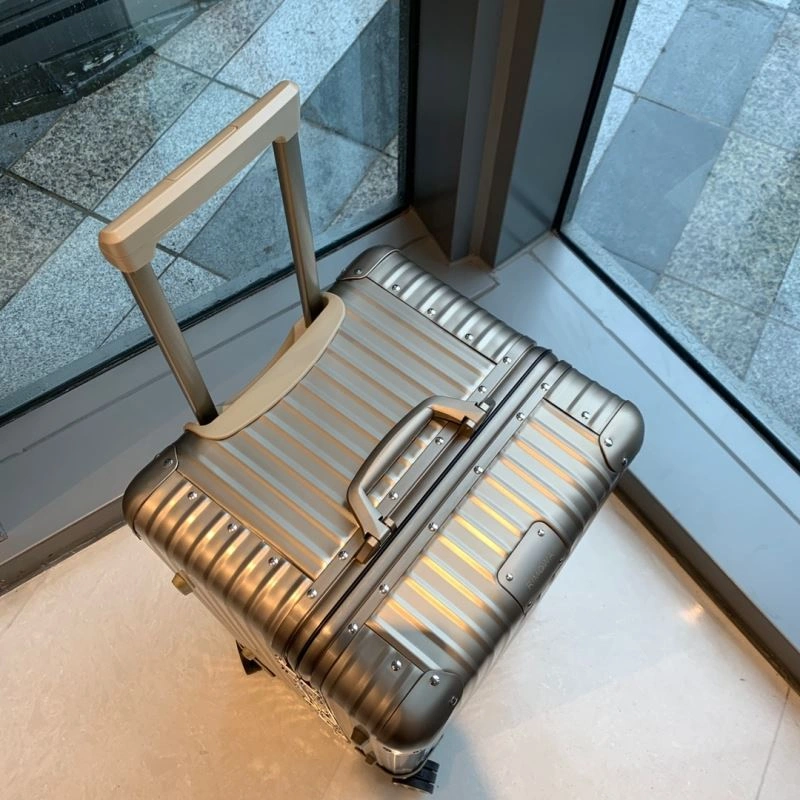 Rimowa Suitcase Premium 69342