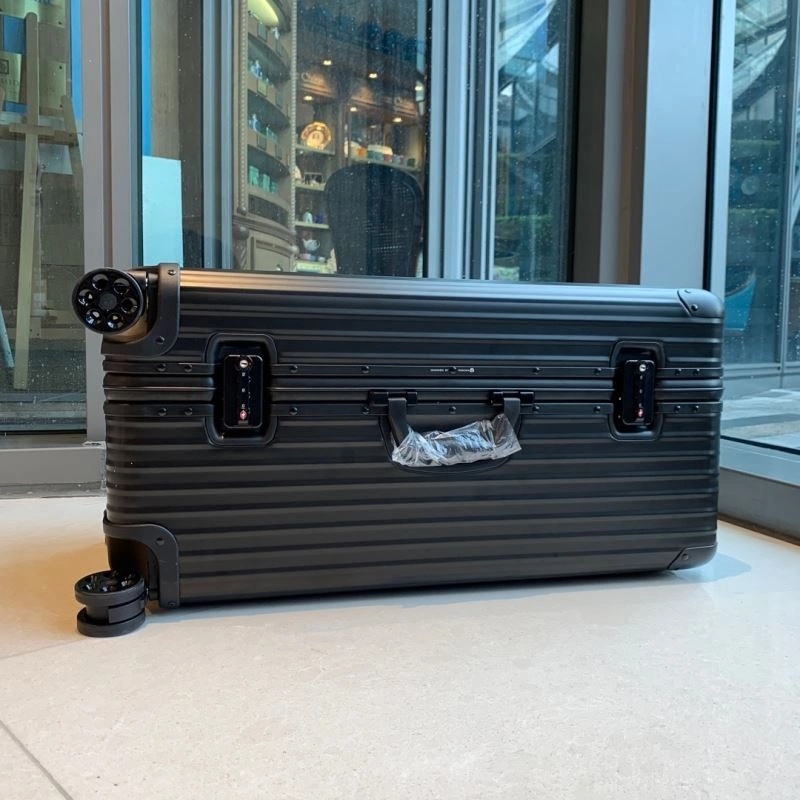 Resilient Rimowa Suitcase 69340