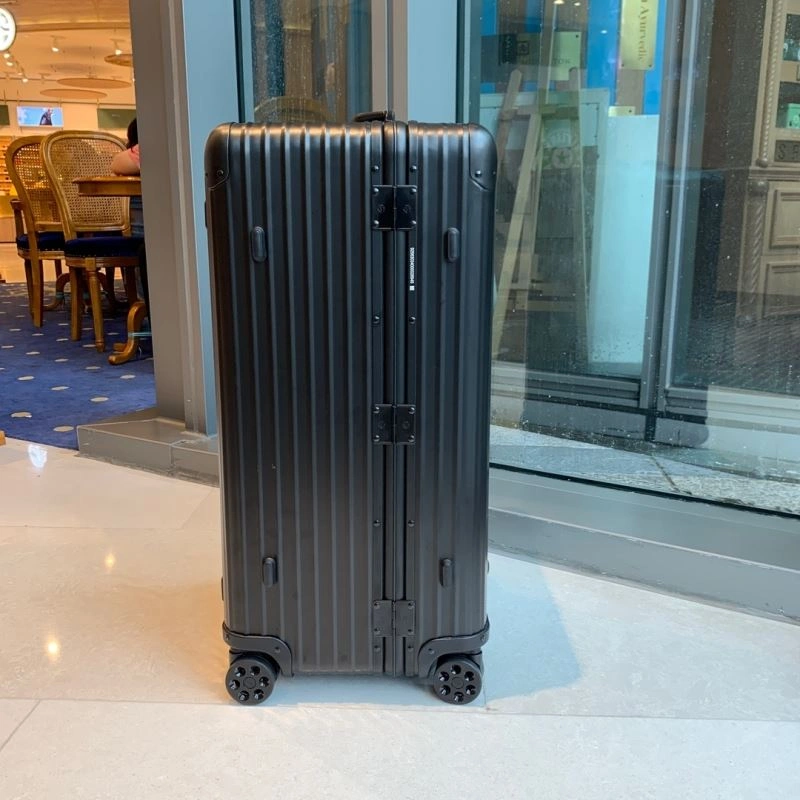 Resilient Rimowa Suitcase 69340