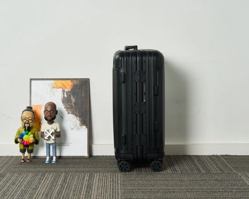 Rimowa Suitcase FlexibleFit 69331