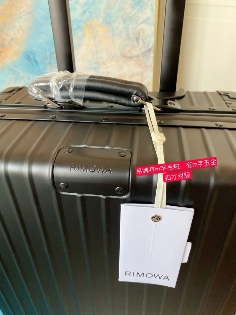 Resilient Rimowa Suitcase 69329