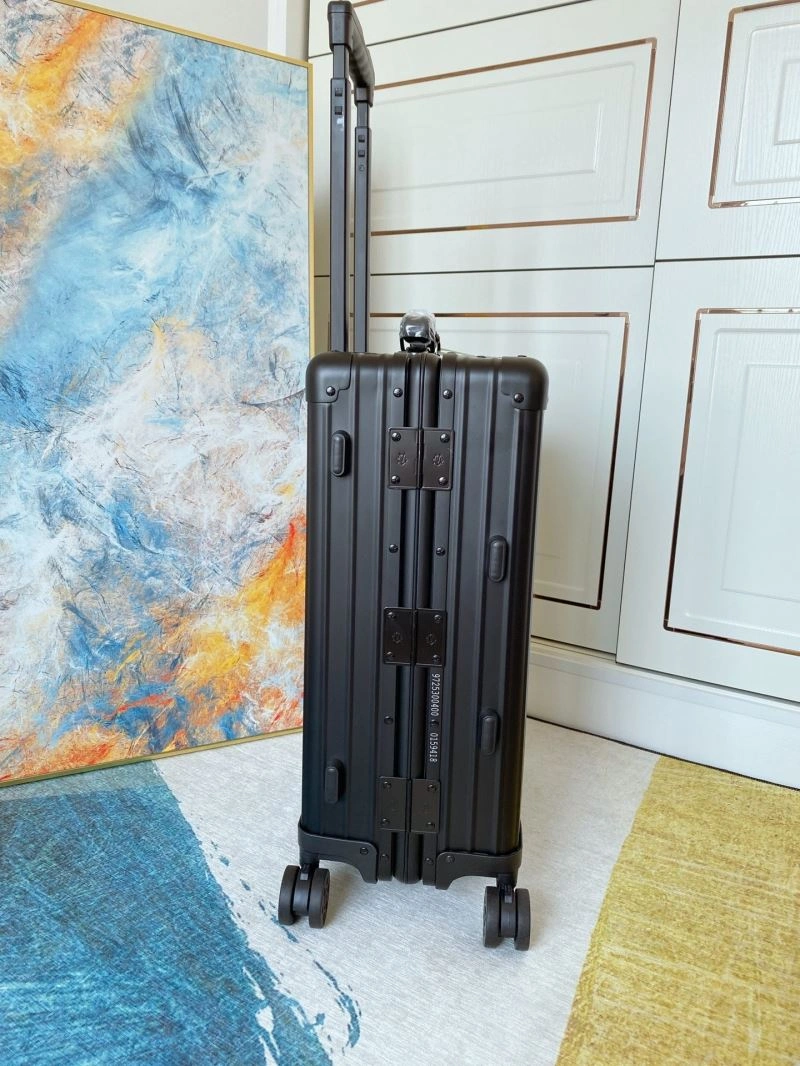 Resilient Rimowa Suitcase 69329