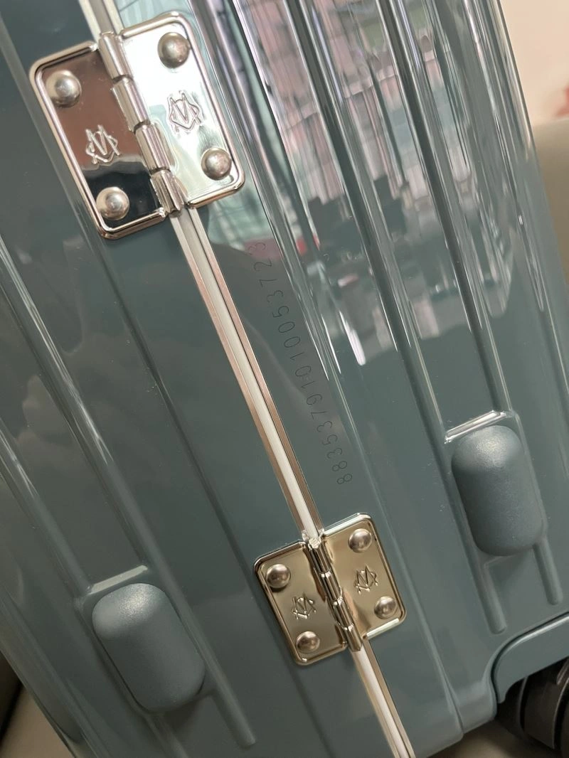 Cozy Rimowa Suitcase 69277