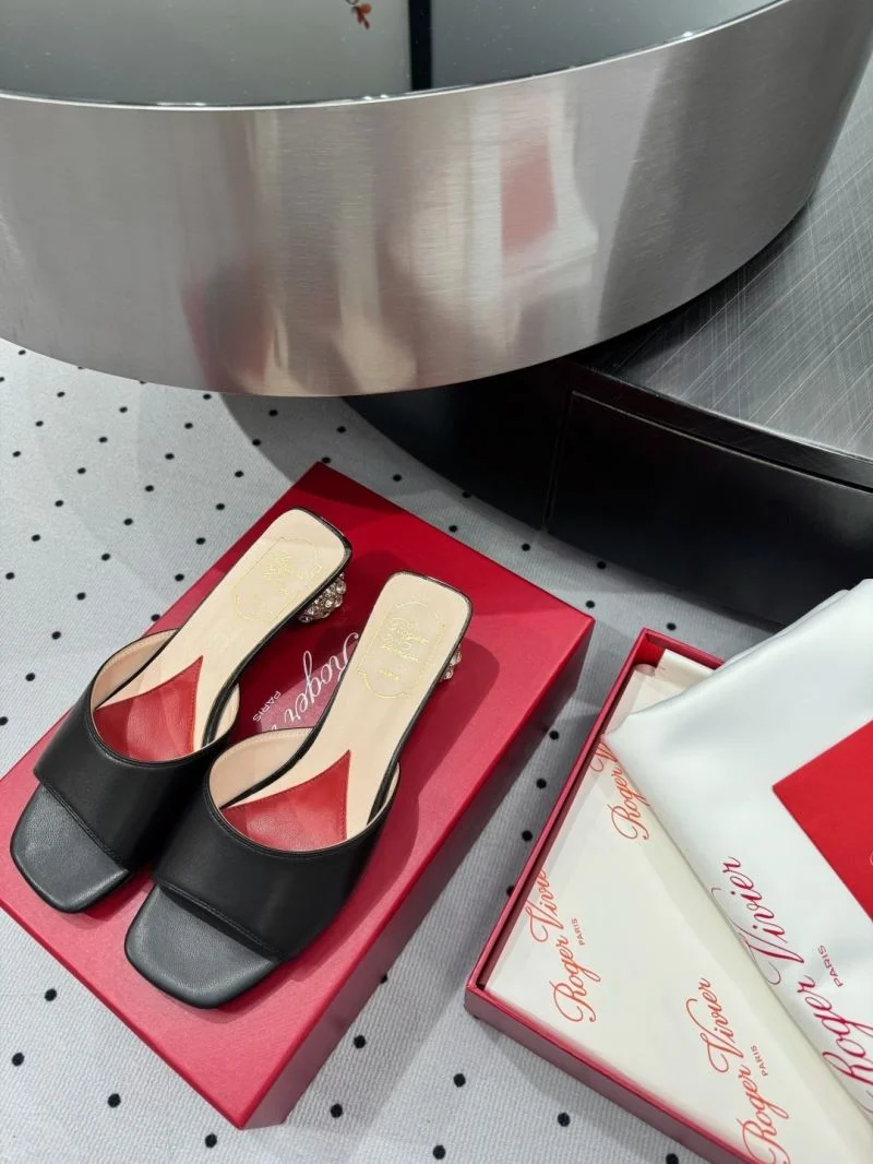 Compact Roger Vivier Sandals 11448
