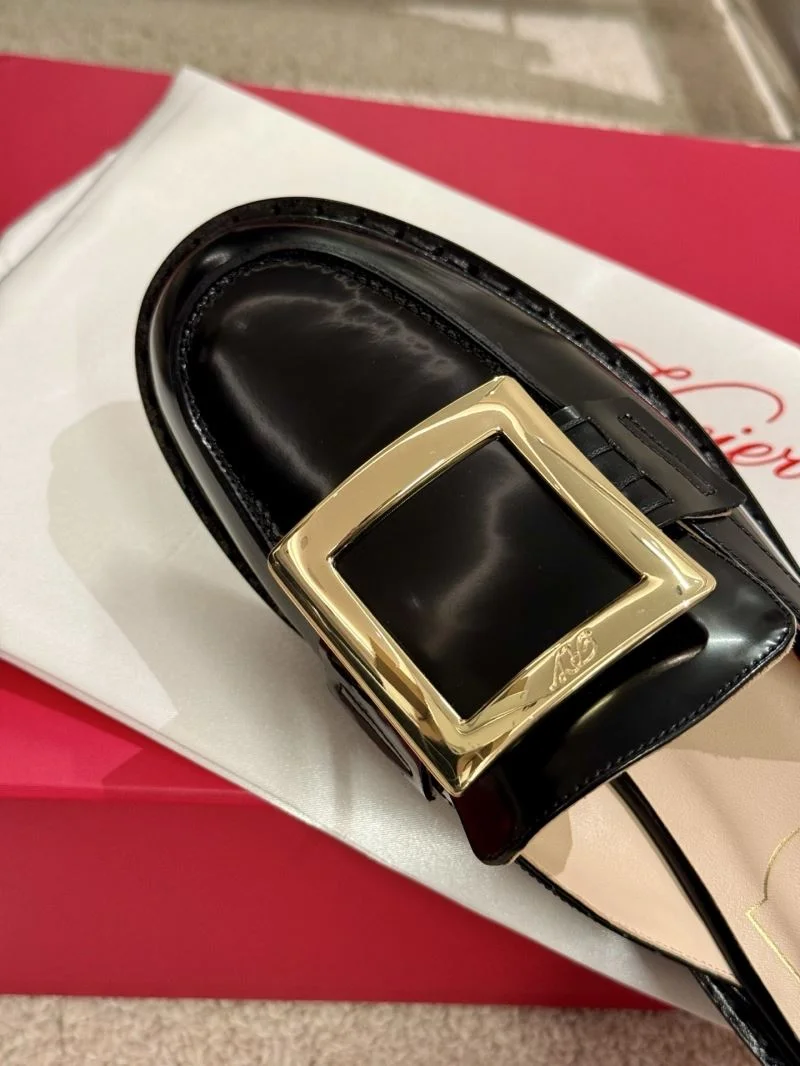 WaterResistant Roger Vivier Sandals 11434