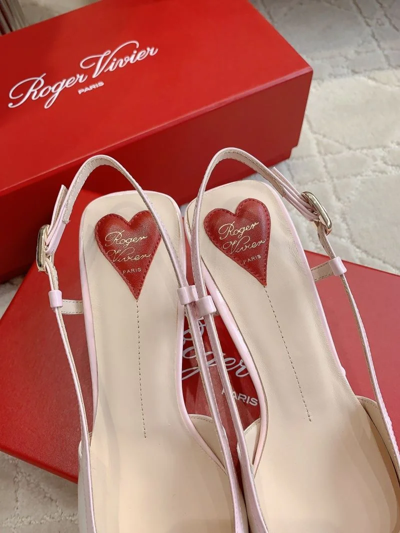MoistureWicking Roger Vivier Sandals 9078