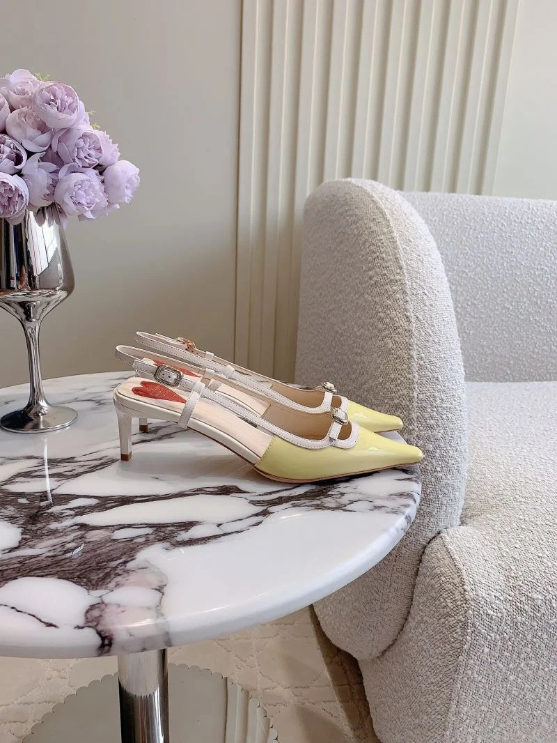 EyeCatching Roger Vivier Sandals 9076