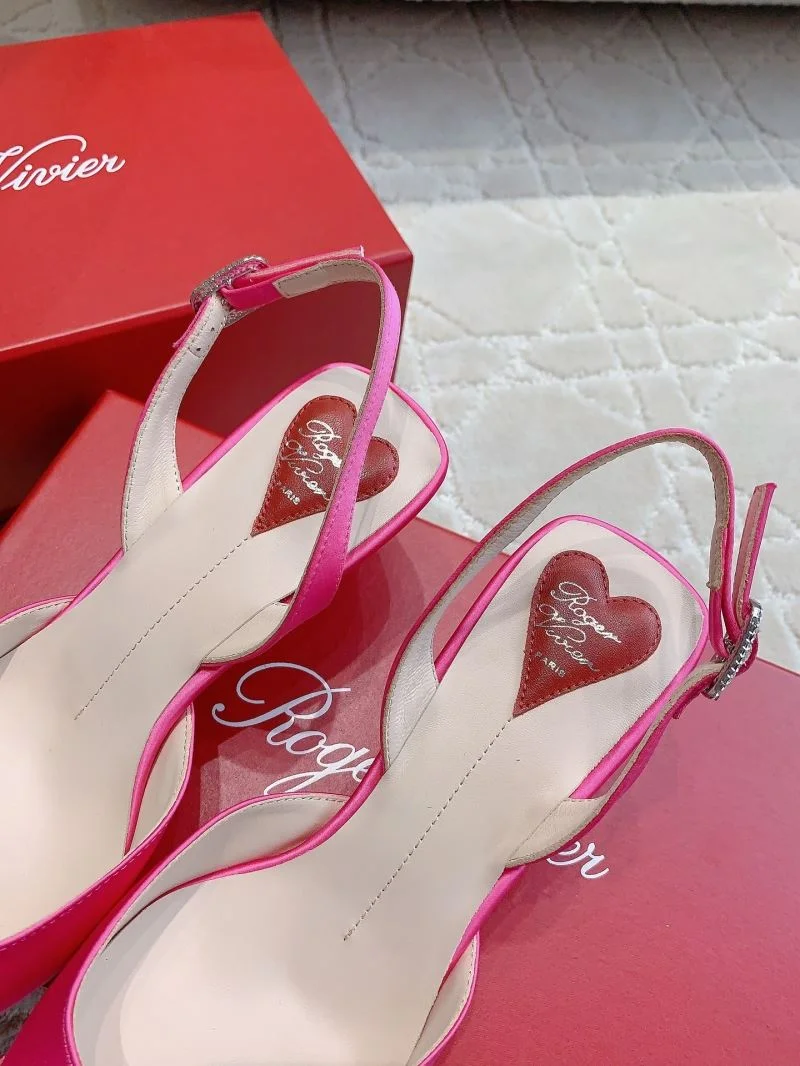 Lightweight Roger Vivier Sandals 9062