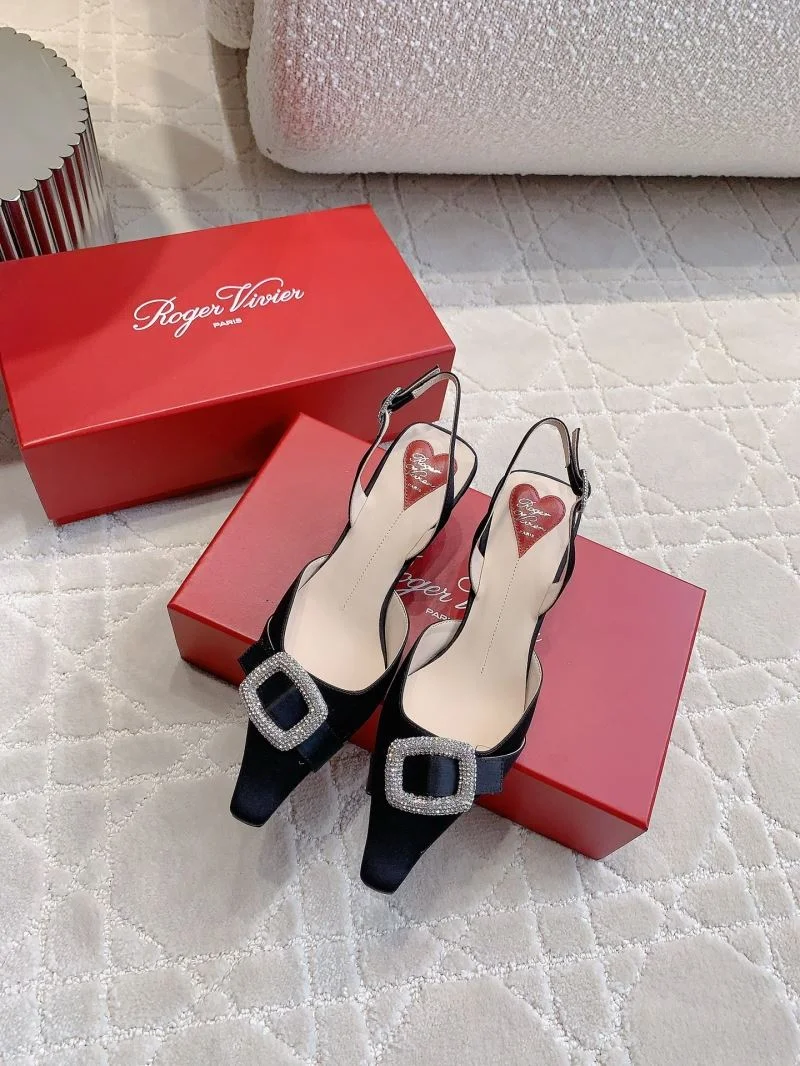 Roger Vivier Sandals Trendsetting 9114