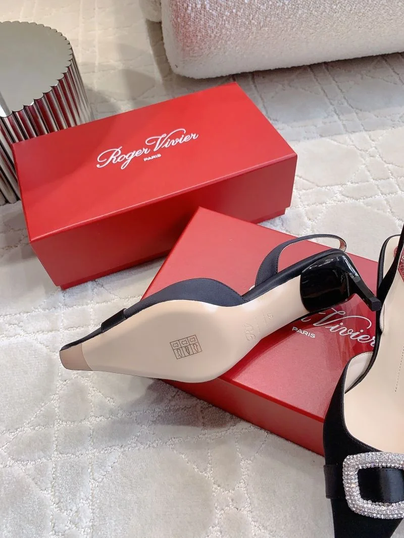 Roger Vivier Sandals Trendsetting 9114