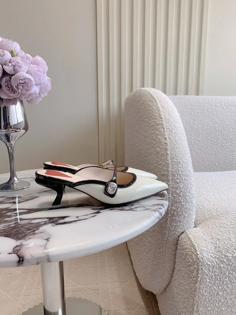 Roger Vivier Sandals TravelReady 9058