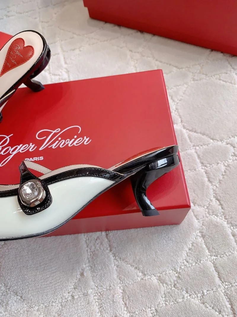 Roger Vivier Sandals TravelReady 9058