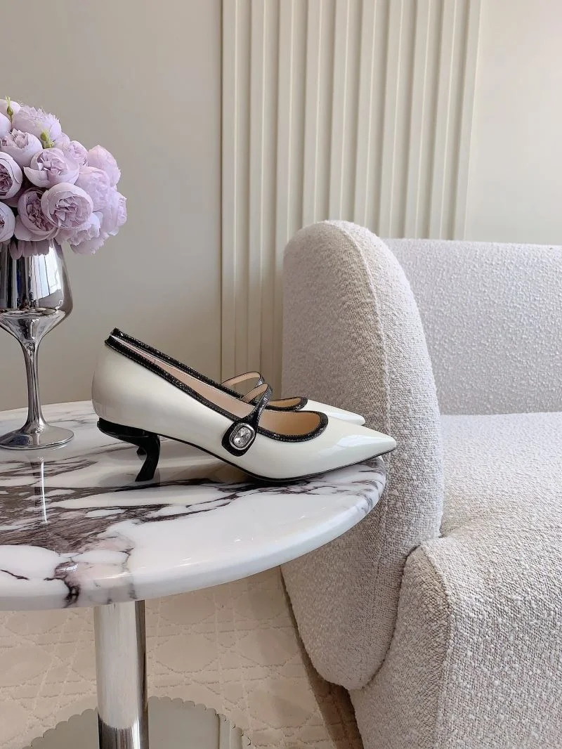 Roger Vivier Sandals UrbanChic 9047