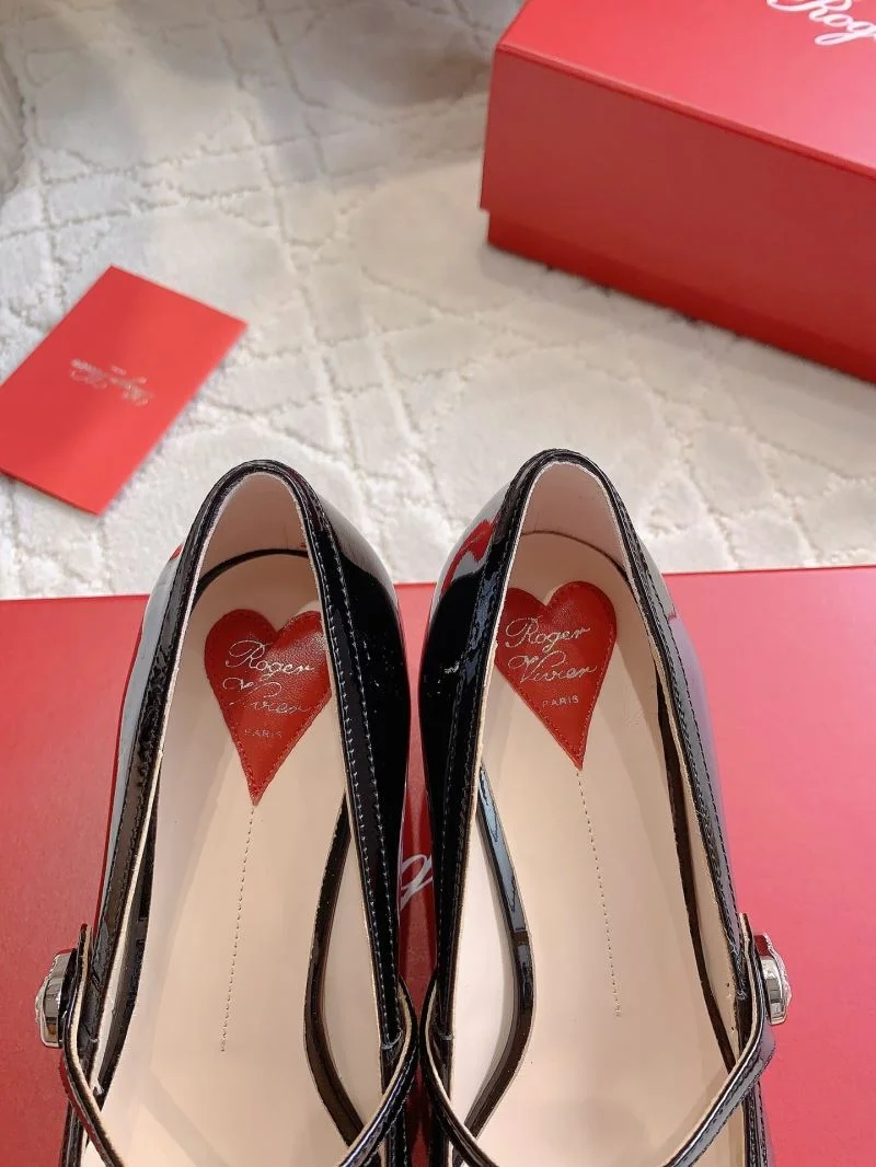 Roger Vivier Sandals Functional 9051