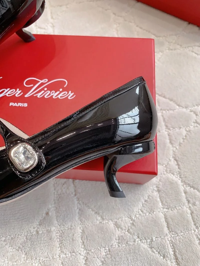 Roger Vivier Sandals Functional 9051