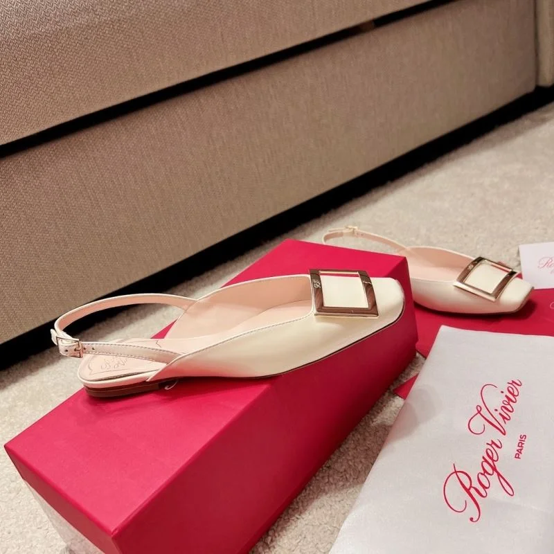 Roger Vivier Sandals WaterResistant 9067