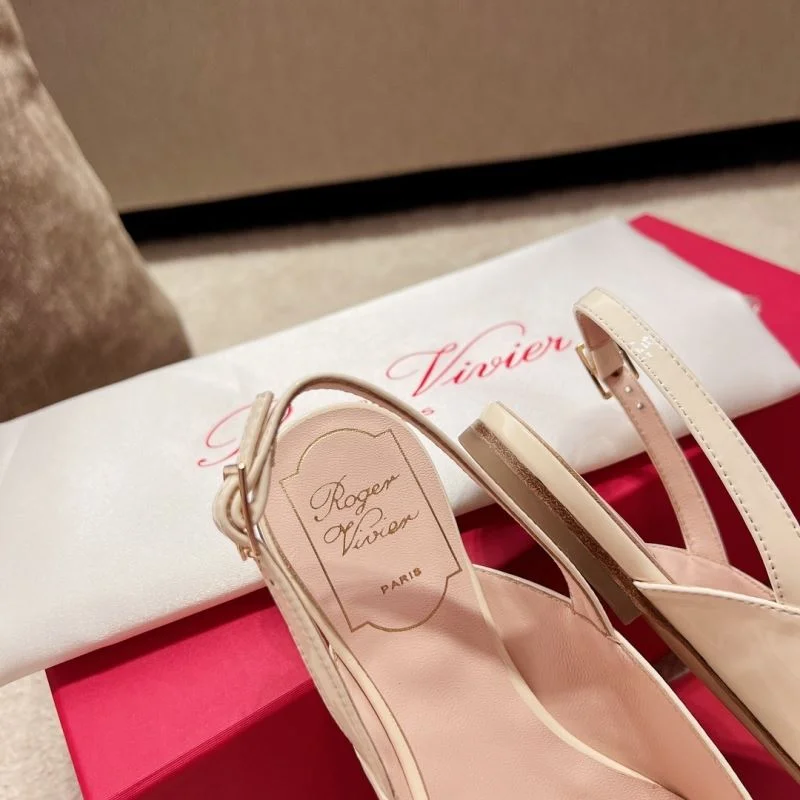 Roger Vivier Sandals WaterResistant 9067