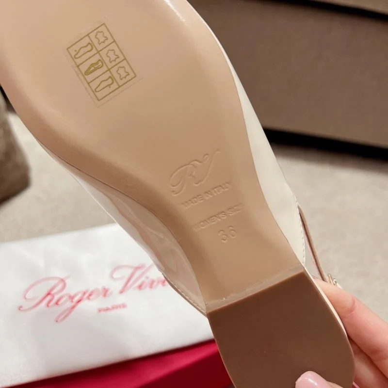 Roger Vivier Sandals WaterResistant 9067