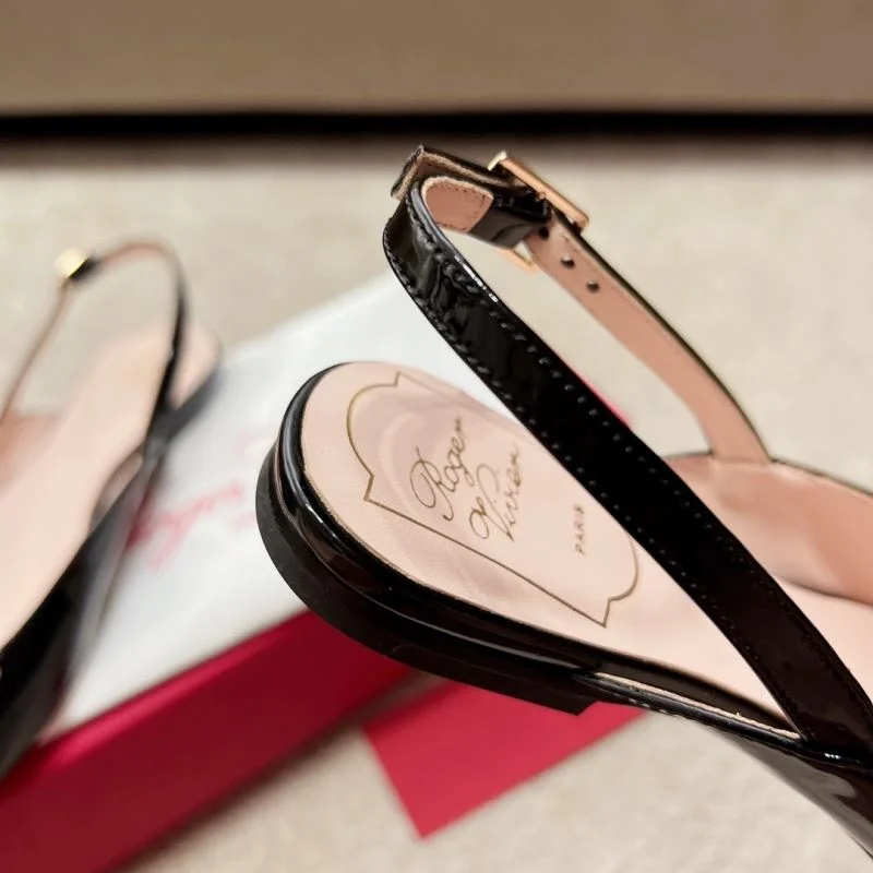 Roger Vivier Sandals Lightweight 9066