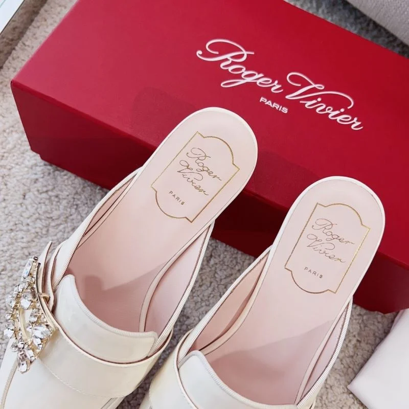 WellDesigned Roger Vivier Sandals 9053