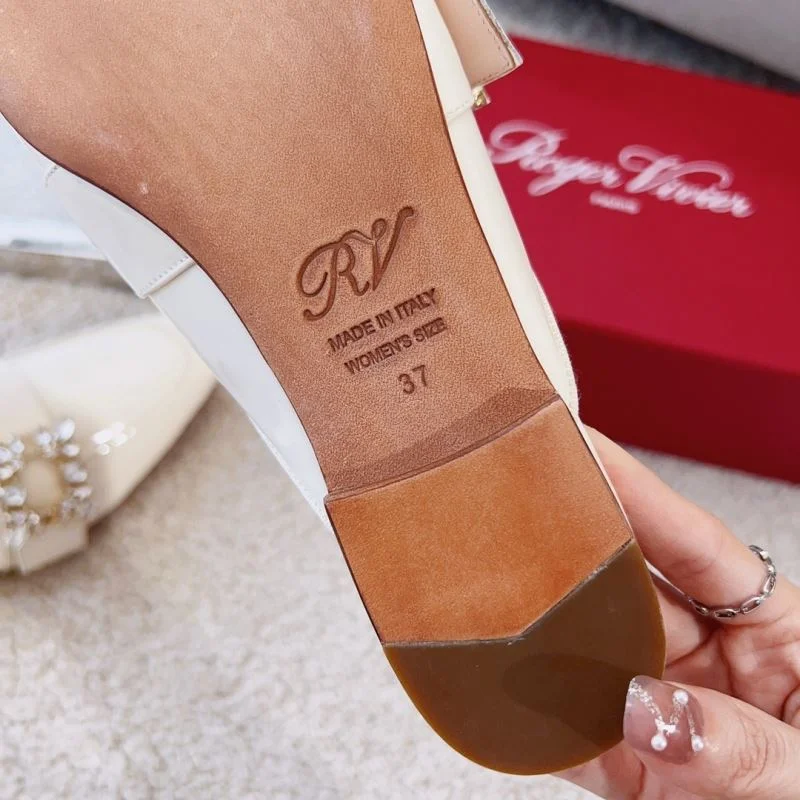 WellDesigned Roger Vivier Sandals 9053