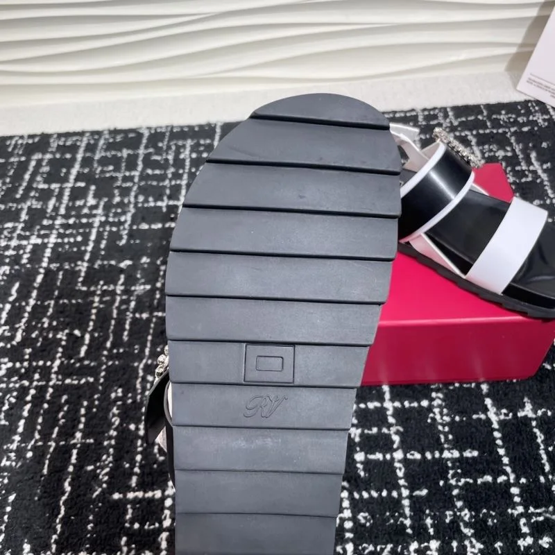 Roger Vivier Sandals Practical 9049