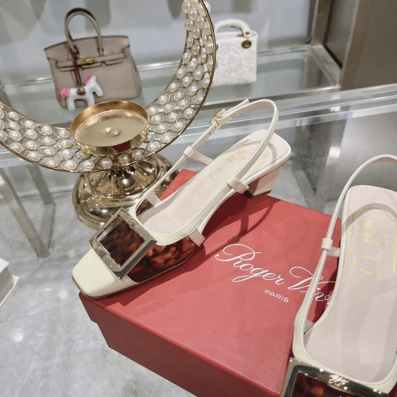EyeCatching Roger Vivier Sandals 9036