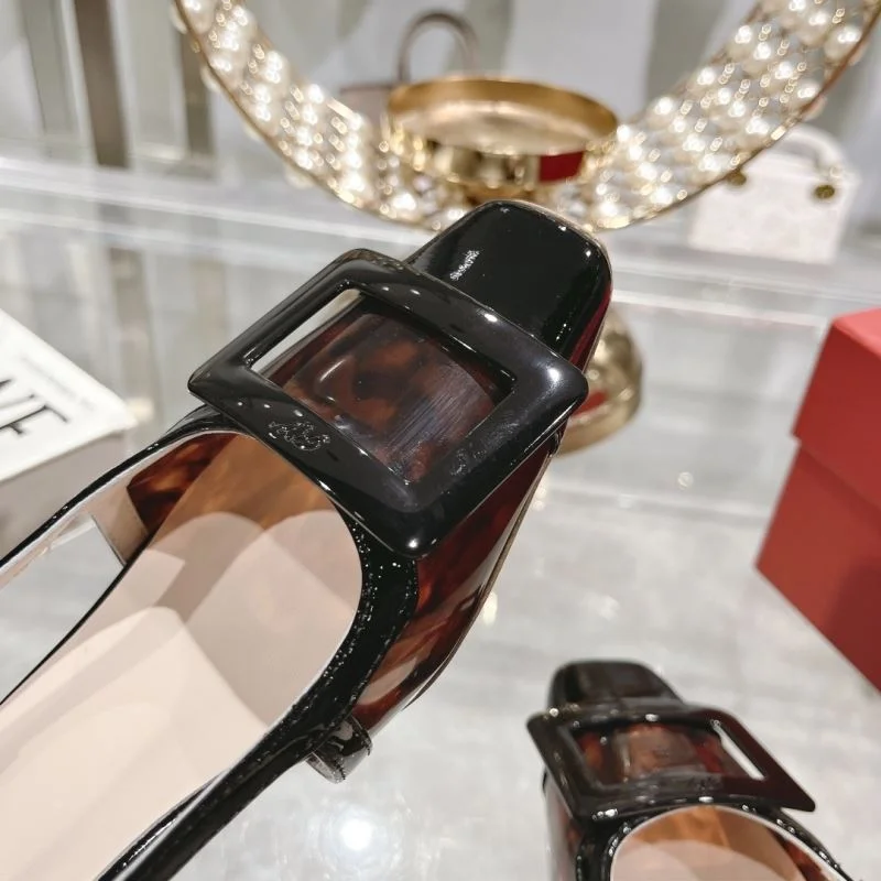 Breathable Roger Vivier Sandals 9046