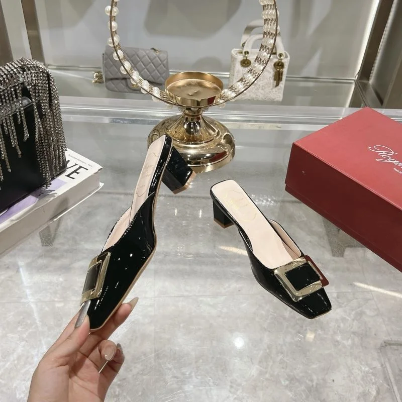 Vibrant Roger Vivier Sandals 9048