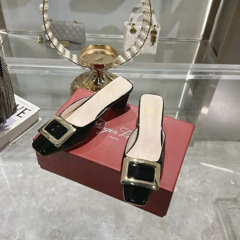 Vibrant Roger Vivier Sandals 9048