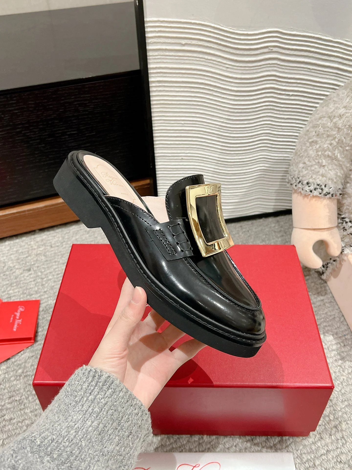 SunProtective Roger Vivier Sandals 5849