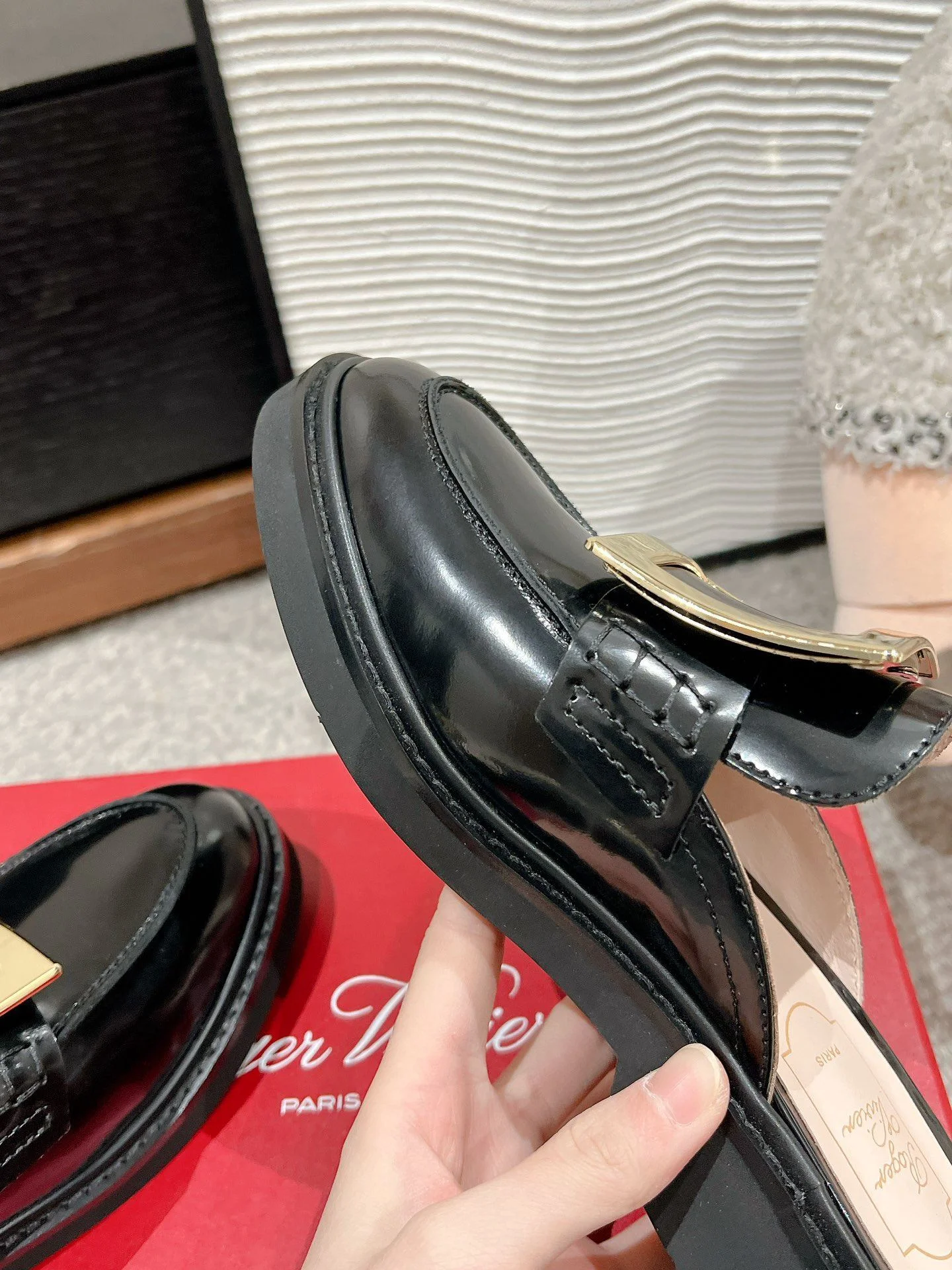 SunProtective Roger Vivier Sandals 5849