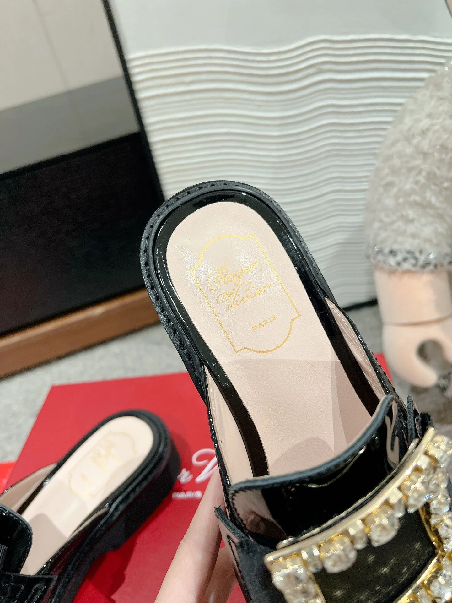 TimelessDesign Roger Vivier Sandals 5842