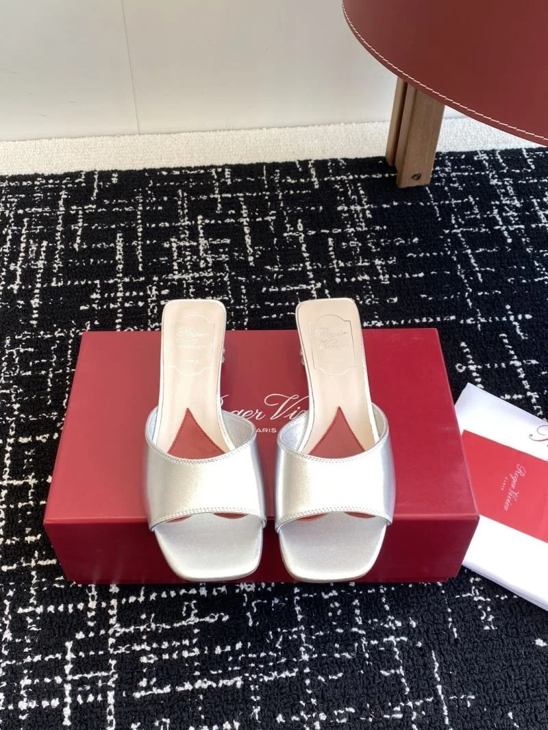 NewStyle Roger Vivier Sandals 5843