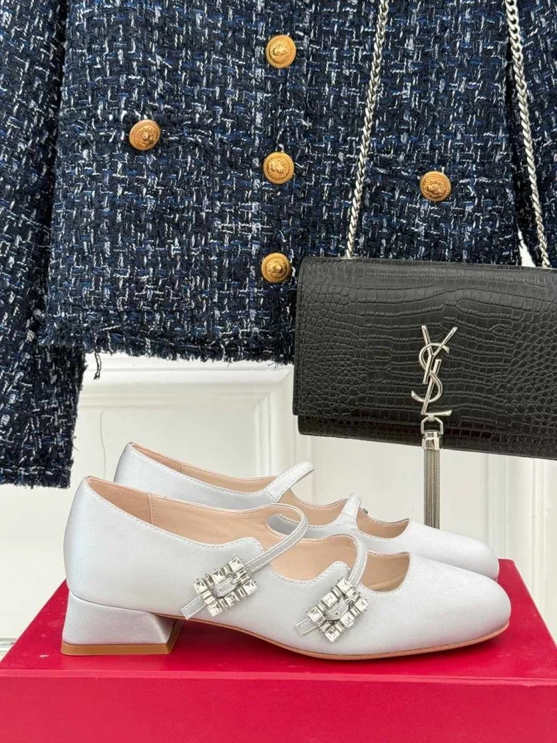 Lightweight Roger Vivier Shoes 7310