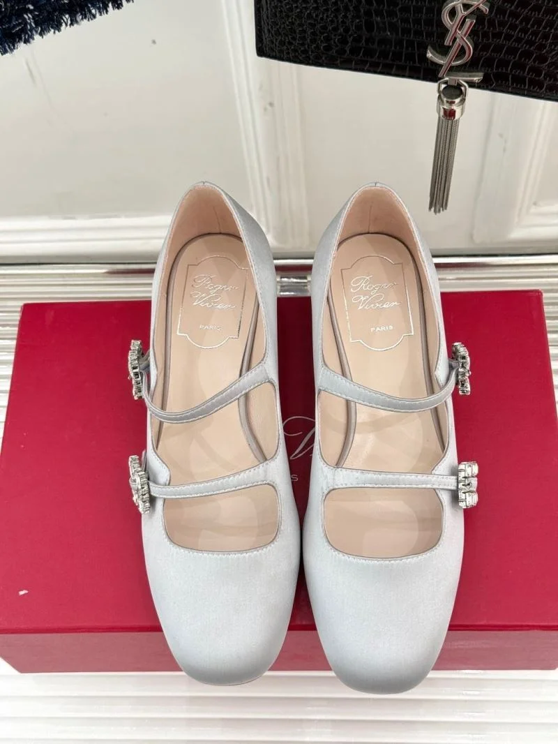Lightweight Roger Vivier Shoes 7310