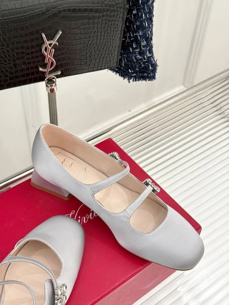 Lightweight Roger Vivier Shoes 7310