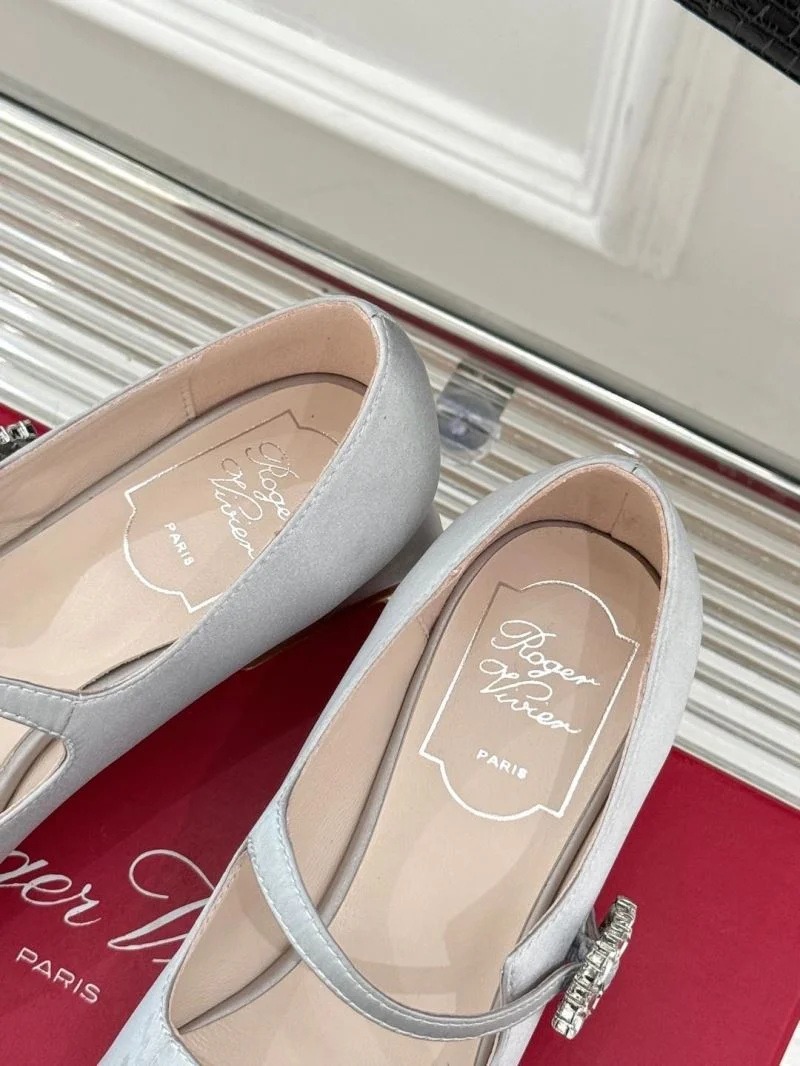 Lightweight Roger Vivier Shoes 7310