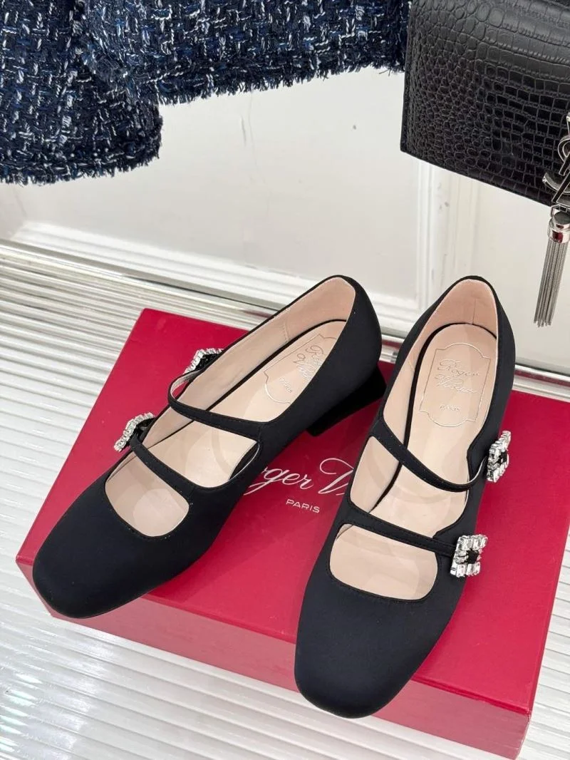 Roger Vivier Shoes Timeless 7322