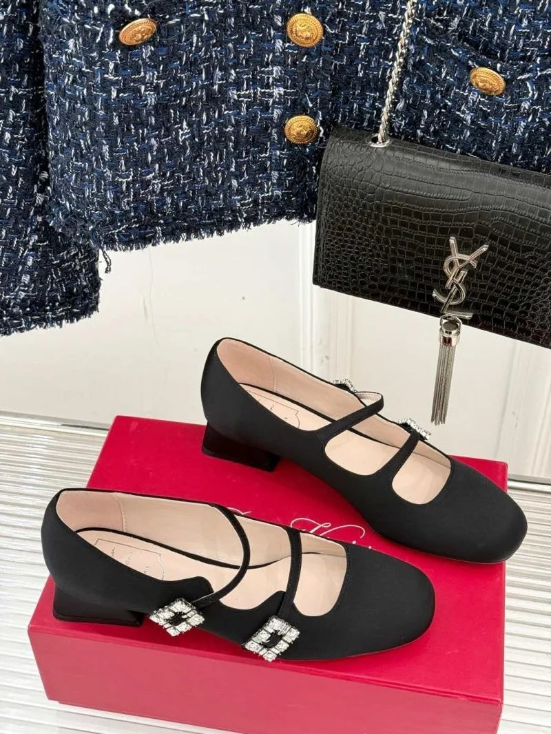 Roger Vivier Shoes Timeless 7322